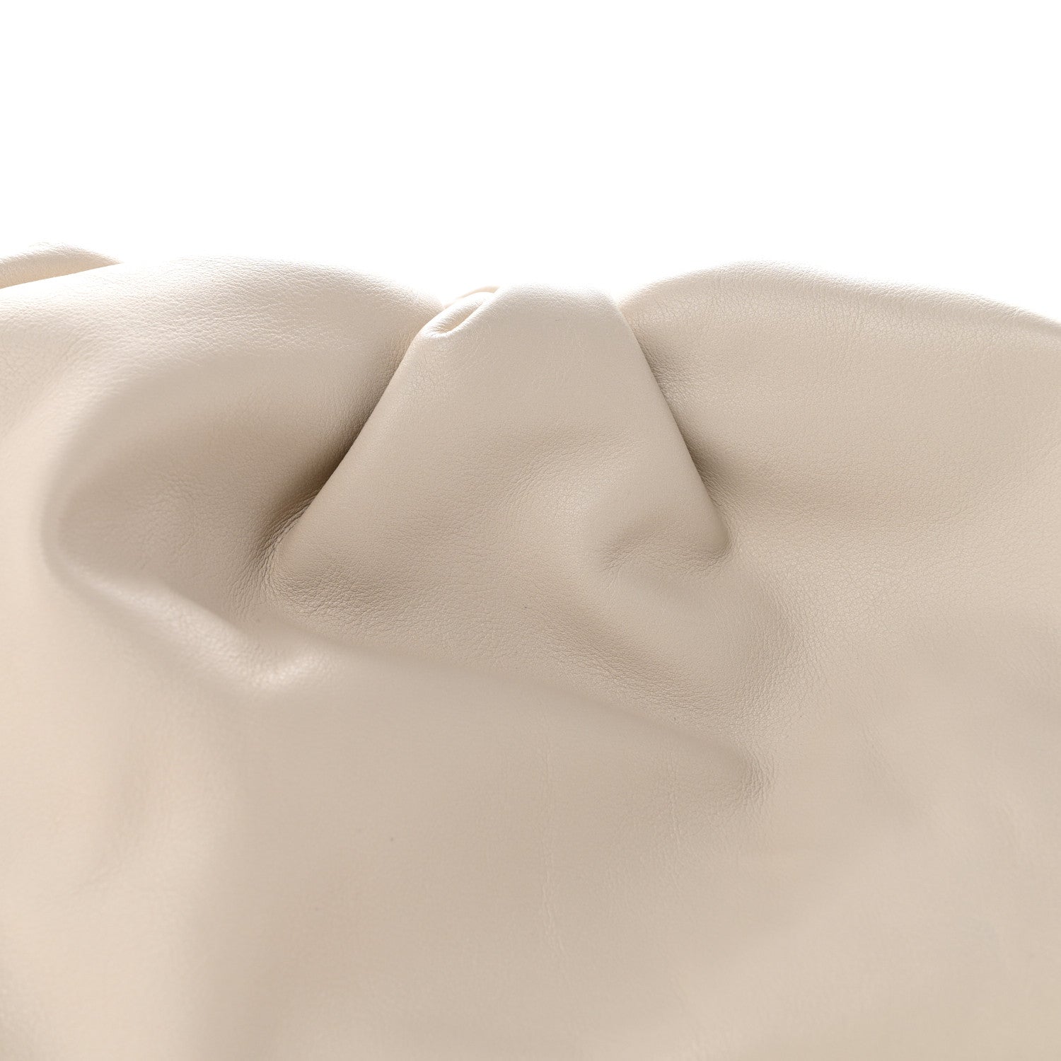 Bottega Veneta Smooth Butter Calf The Pouch Oversized Clutch Plaster 8 of 10