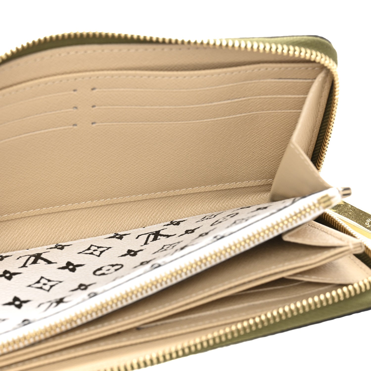 Louis Vuitton Monogram Giant Zippy Wallet Kaki White 5 of 9