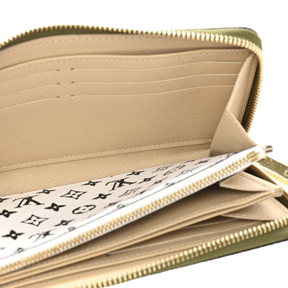 Louis Vuitton Monogram Giant Zippy Wallet Kaki White 5 of 9