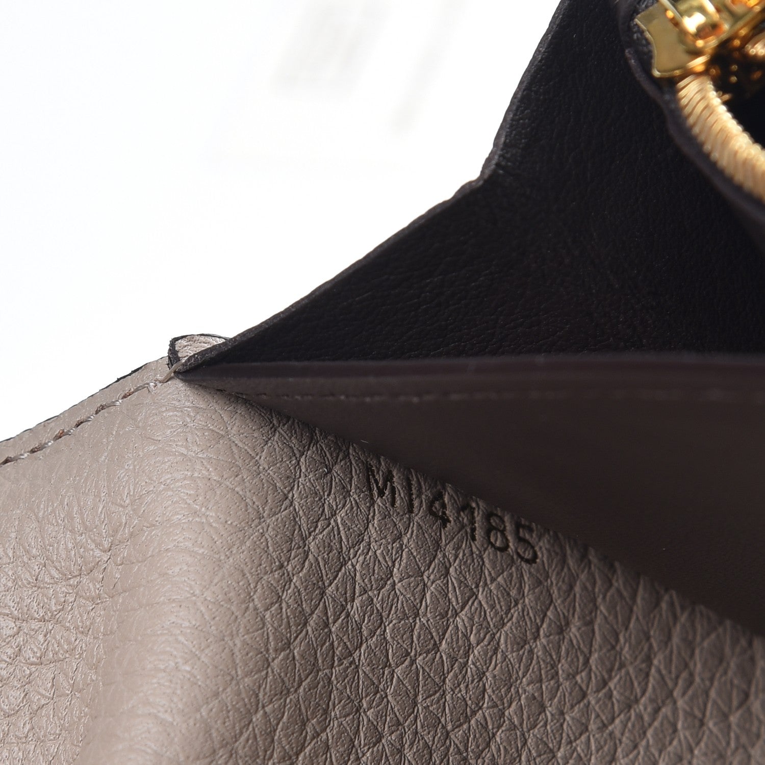 Louis Vuitton Taurillon Capucines Wallet Galet 7 of 7