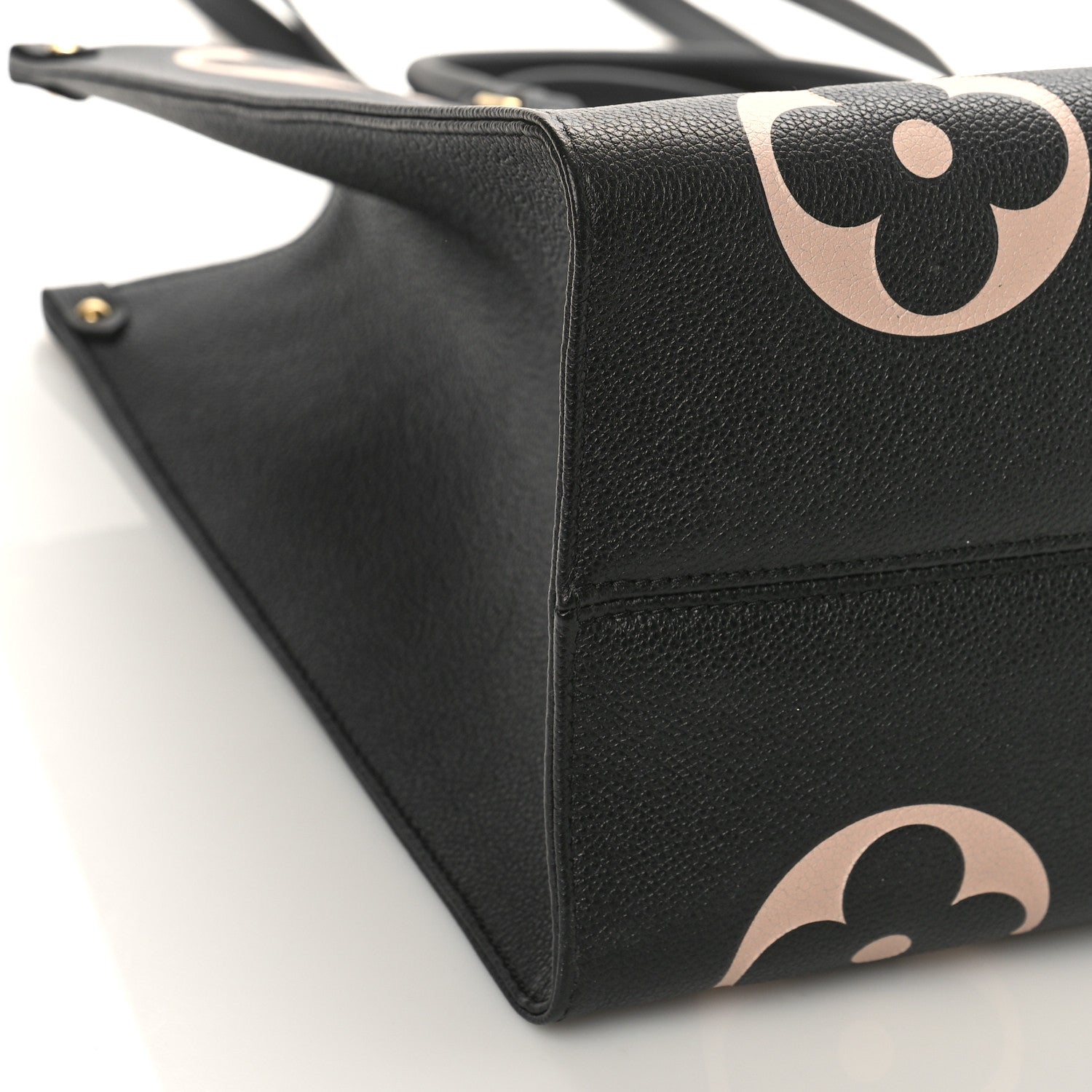 Louis Vuitton Empreinte Monogram Giant Onthego GM Black Beige 7 of 8