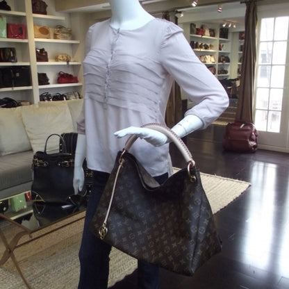 Louis Vuitton Monogram Artsy MM 2 of 8