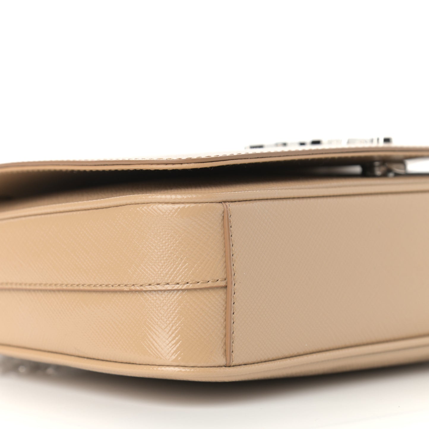 Saffiano Vernice Flap Chain Crossbody Bag Sabbia