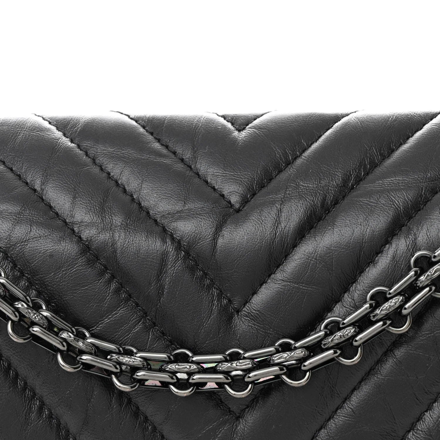 Chanel Aged Calfskin Chevron Quilted 2.55 Reissue 225 Flap So Black 7 of 11