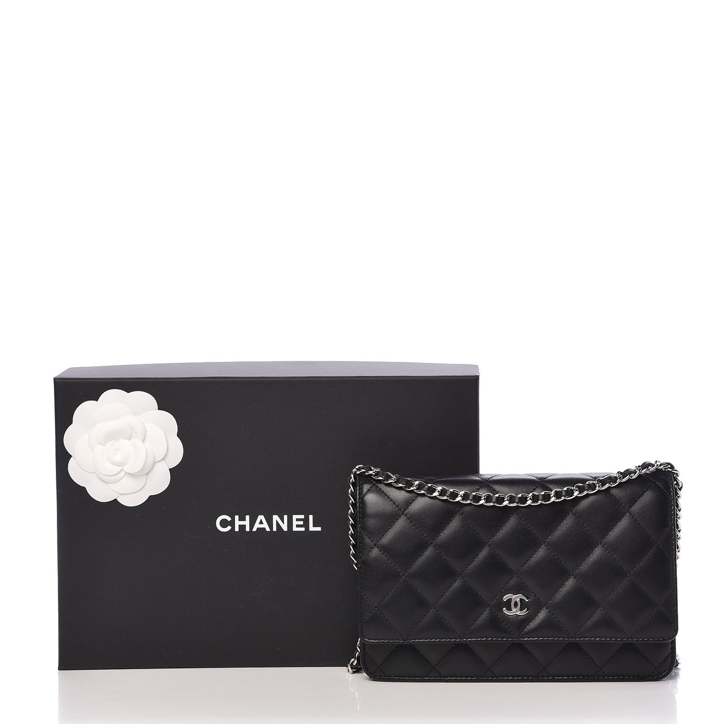 Lambskin Quilted Wallet On Chain WOC Black