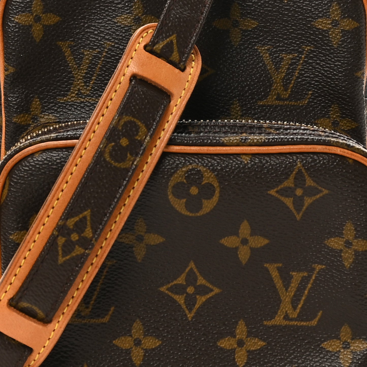 Monogram Amazone