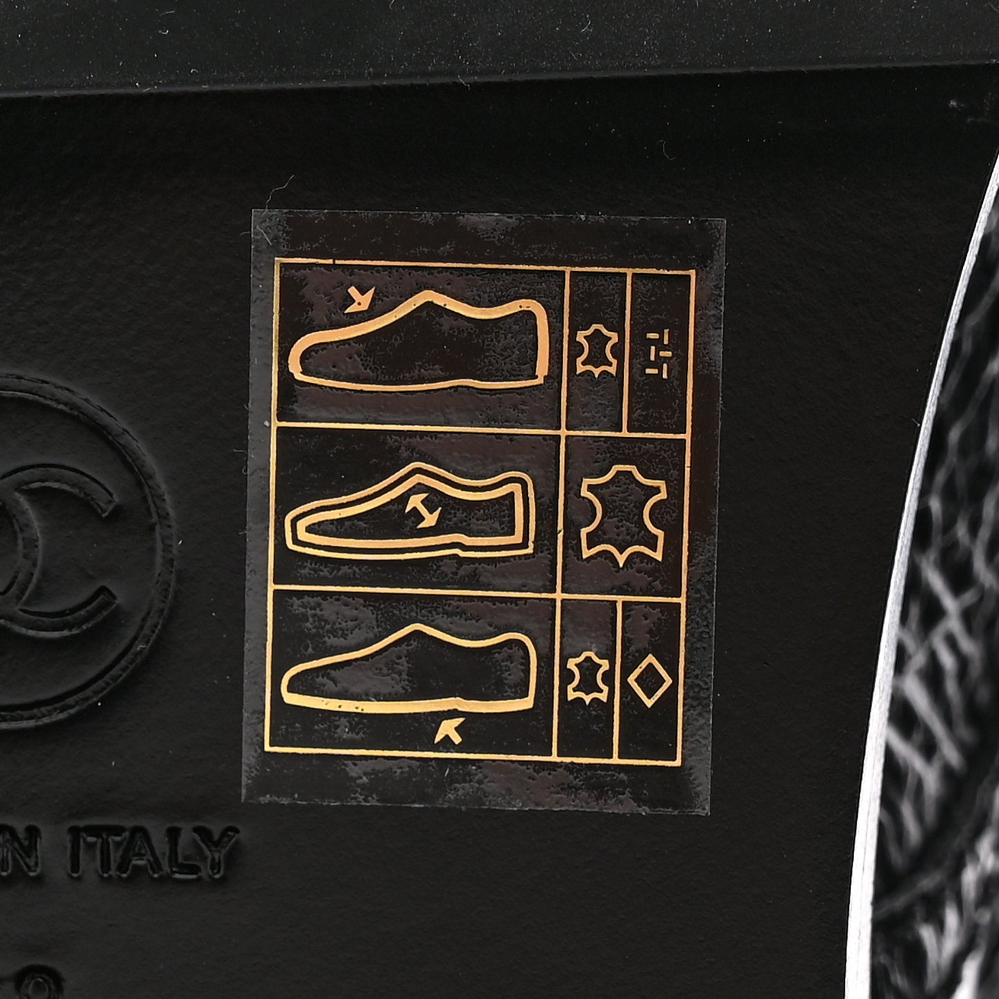 Shiny Calfskin Velvet Pearl Combat Short Boots 38 Black