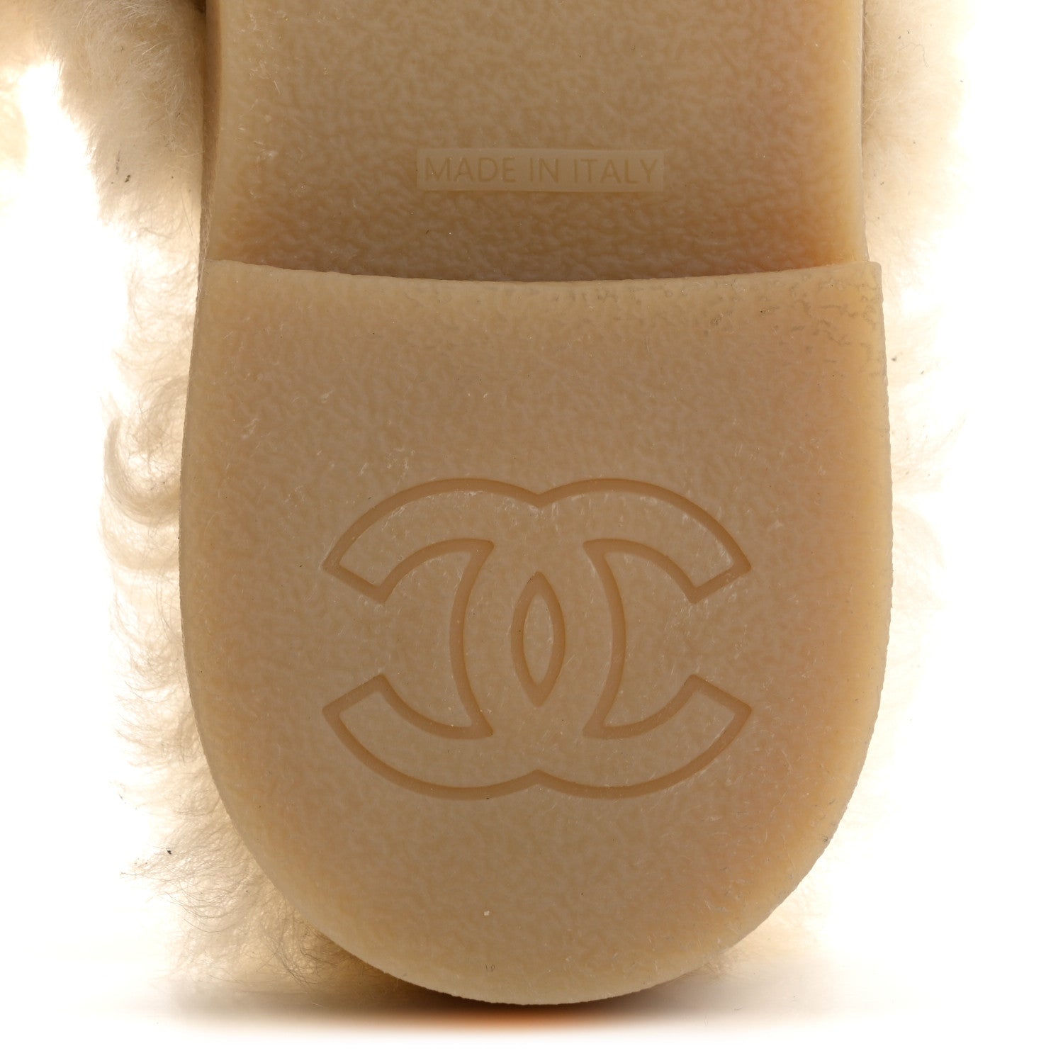 Chanel Suede Shearling CC Cap Toe Mules 38.5 Beige Black 1735938