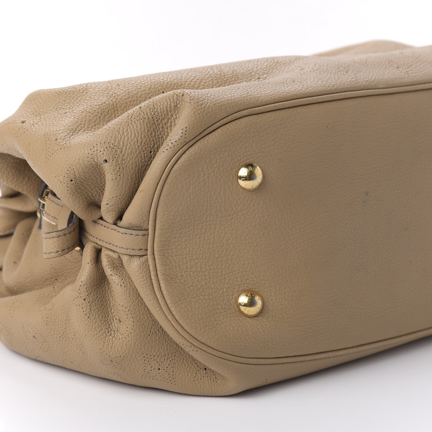 Louis Vuitton Mahina XL Biscuit 6 of 9