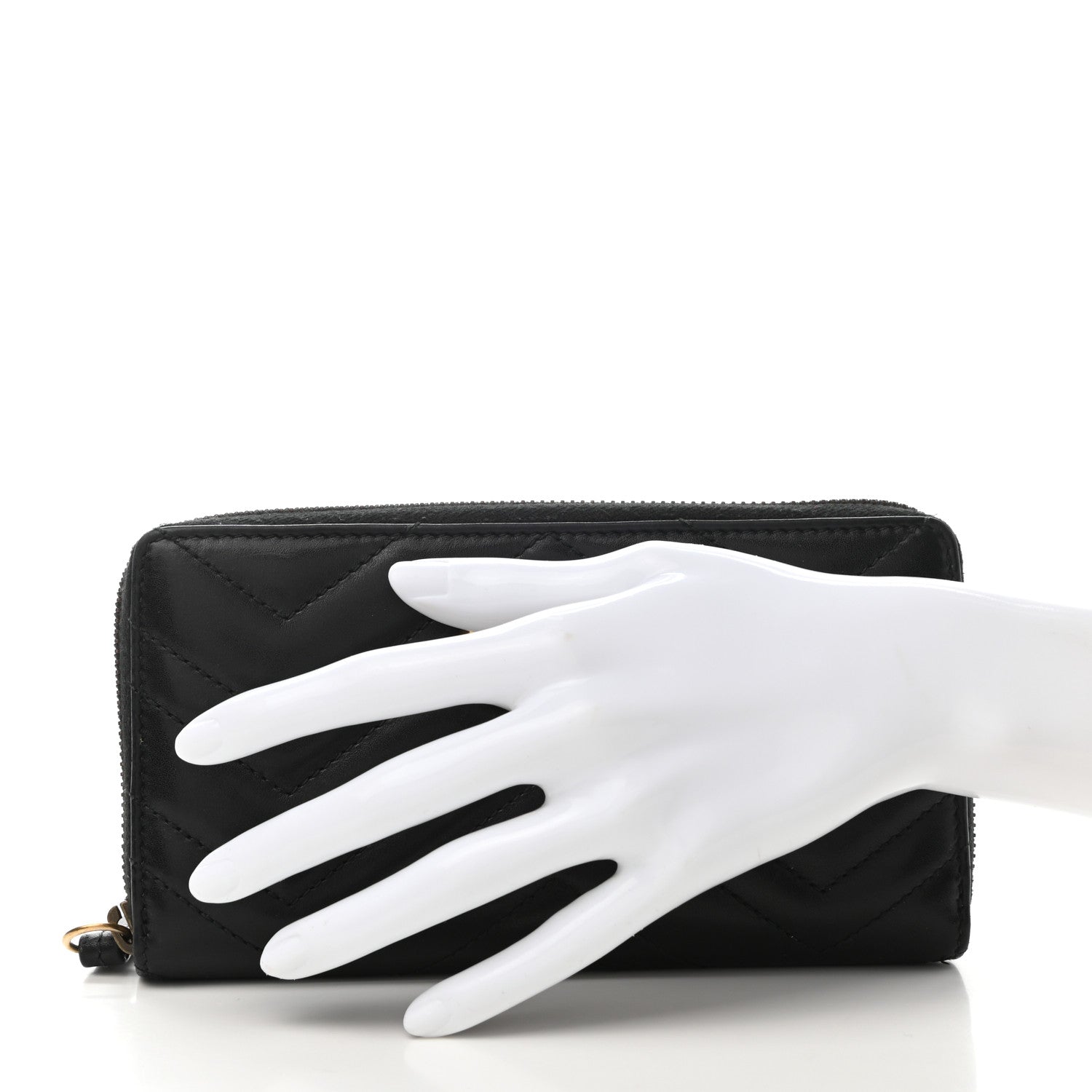 Gucci Calfskin Matelasse GG Marmont Zip Around Wallet Black 2 of 8