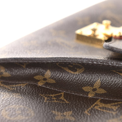 Louis Vuitton Monogram Metis 17 of 17