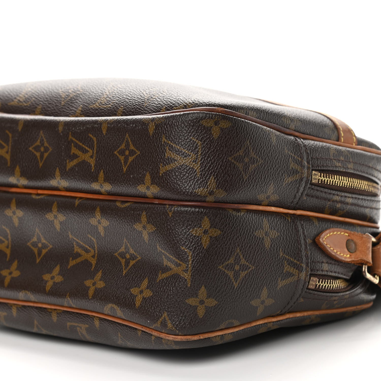Louis Vuitton Monogram Reporter PM 9 of 21