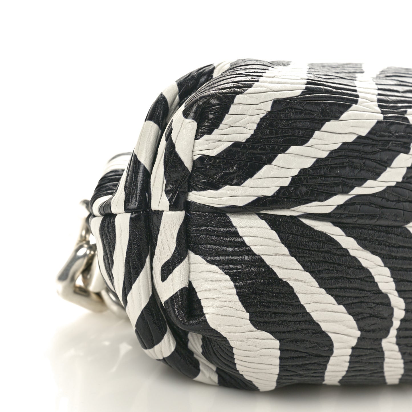 Nappa Zebra Print The Pouch Chain White Black