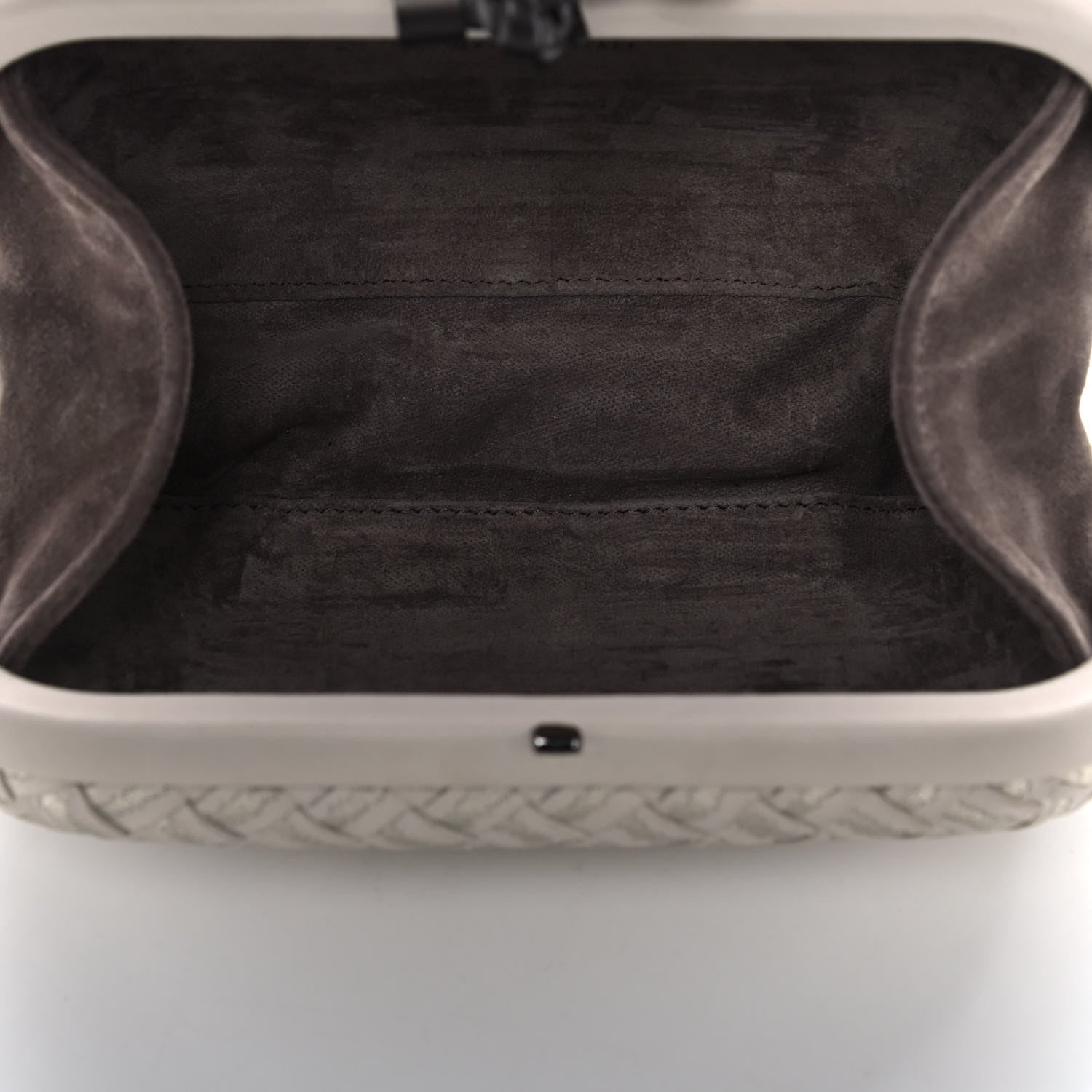 Bottega Veneta Nappa Intrecciato Metallic Placcato Knot Clutch Cream 5 of 9