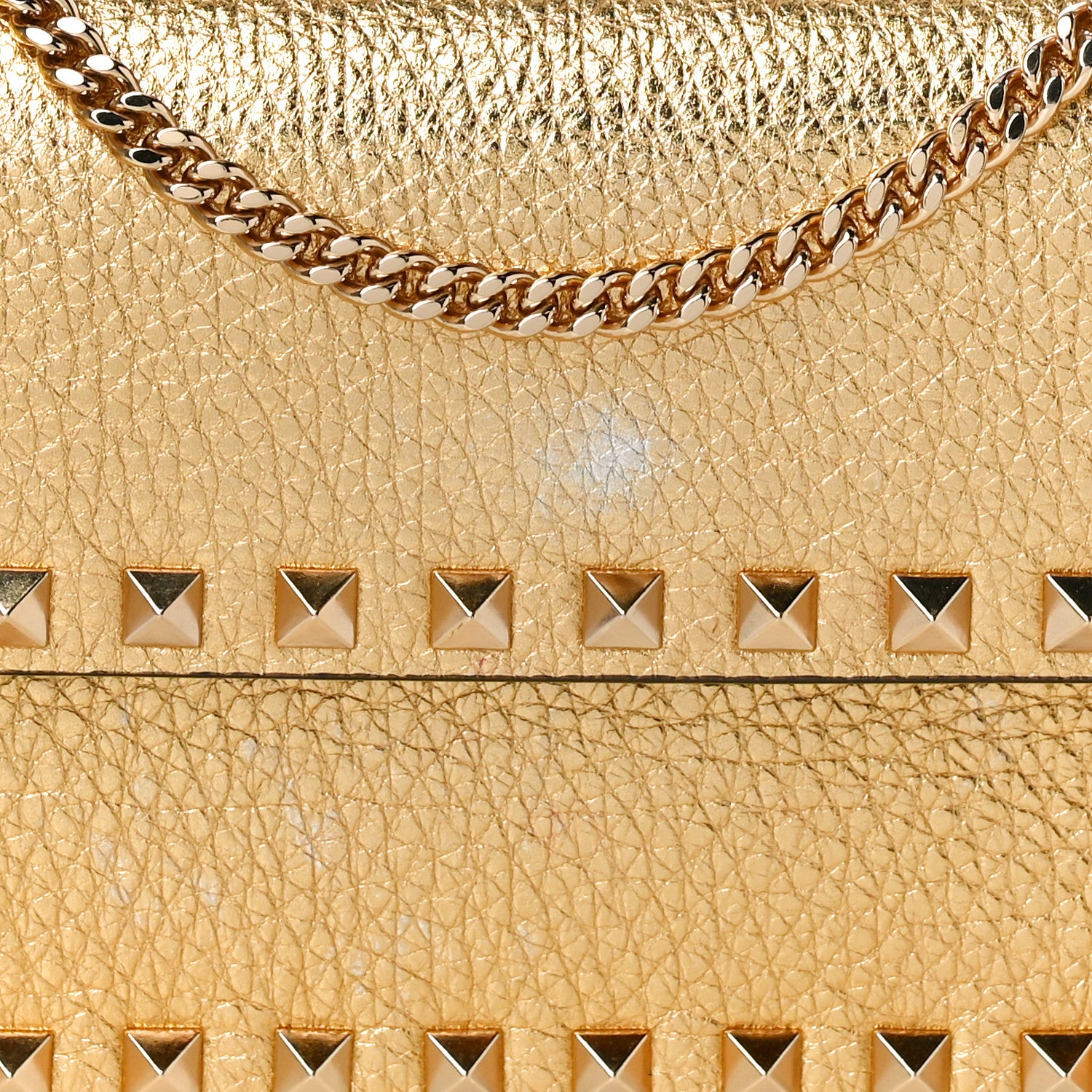 Valentino Garavani Pebbled Calfskin Rockstud Flap Wallet On Chain Soft Gold 7 of 9