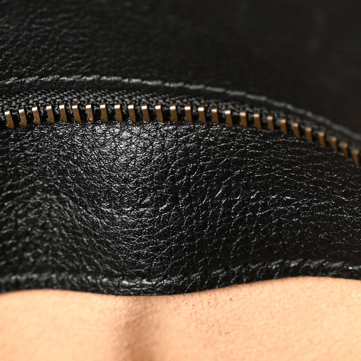 Softy Wonka Textured Dollar Calfskin Small Diana Shoulder Bag Black
