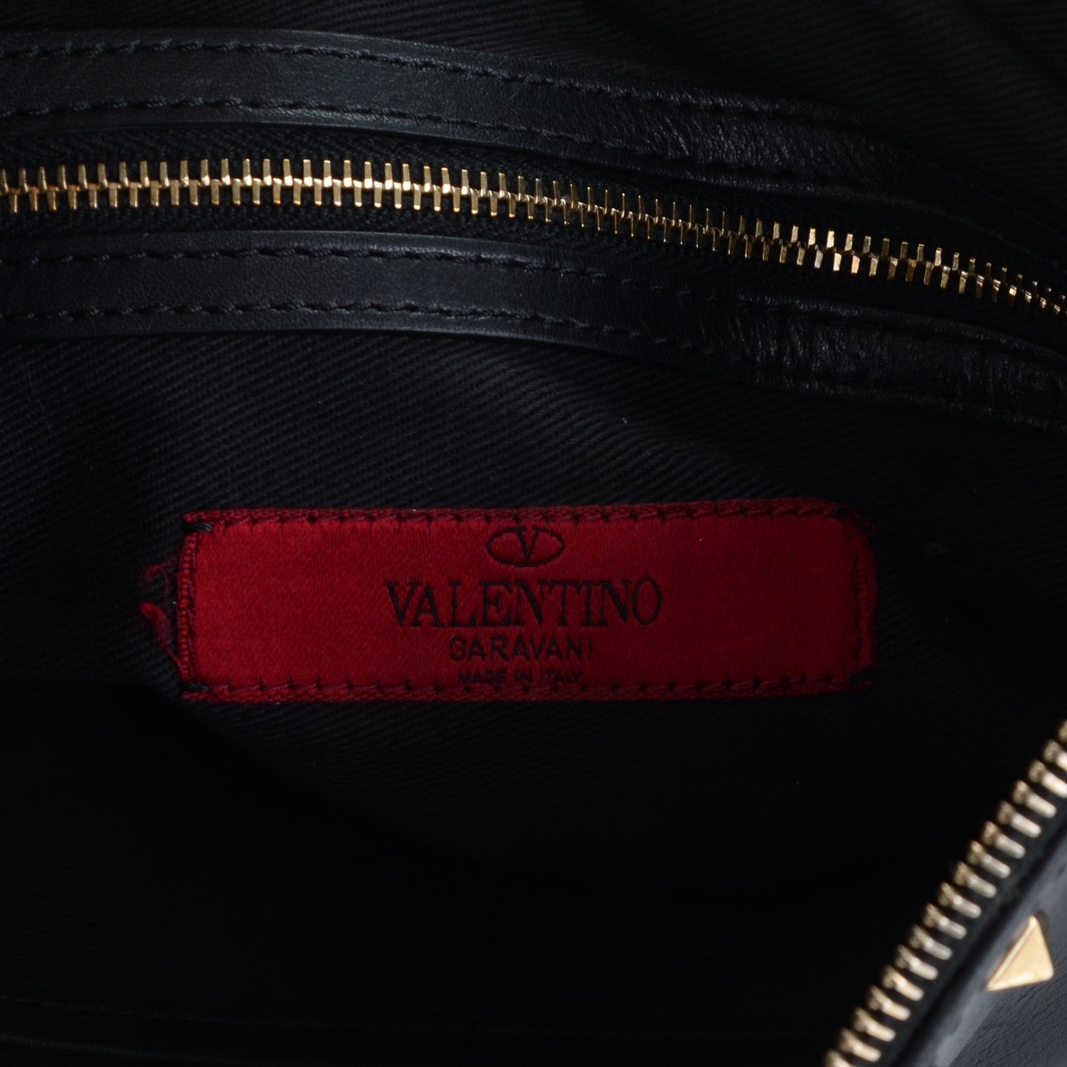 Valentino Garavani Vitello Large Rockstud Zip Wristlet Pouch Black 6 of 7