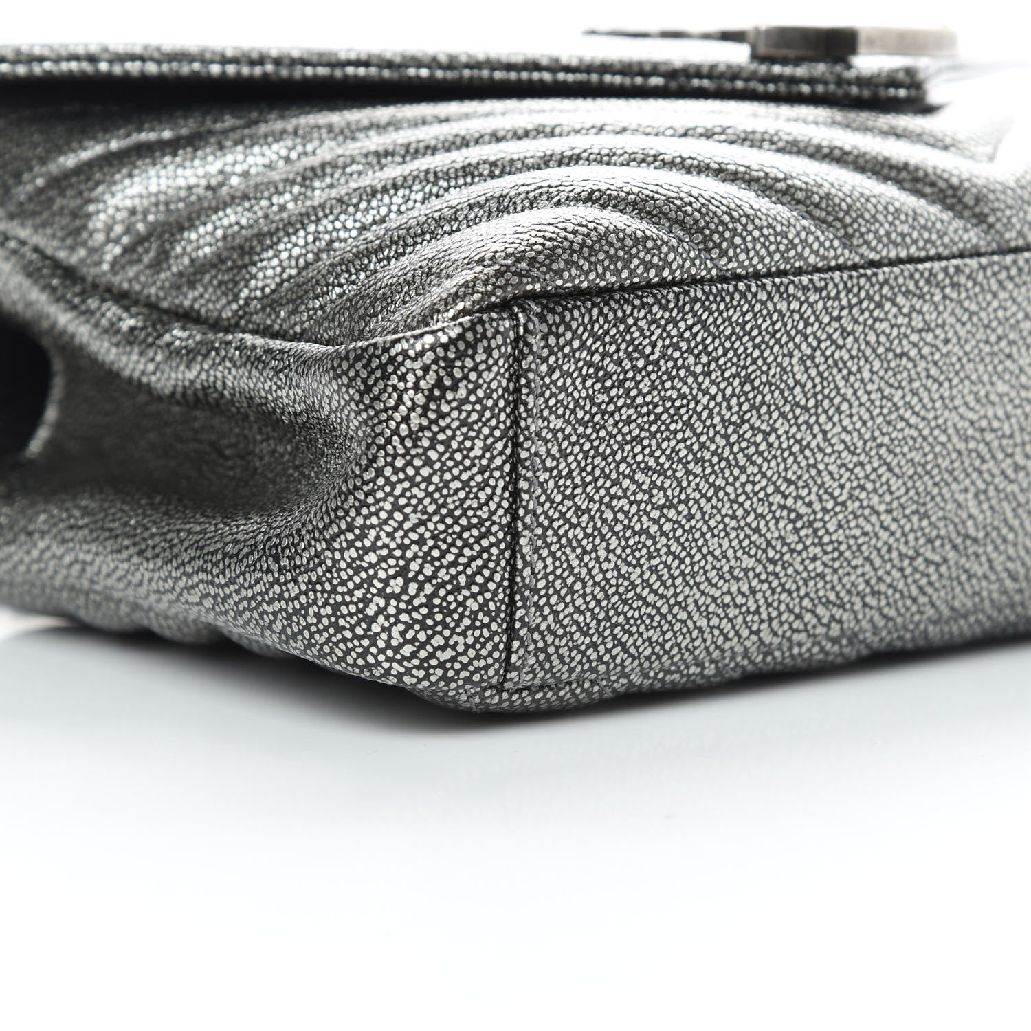 Saint Laurent Metallic Grain De Poudre Matelasse Chevron Monogram Medium College Bag Gunmetal 9 of 12