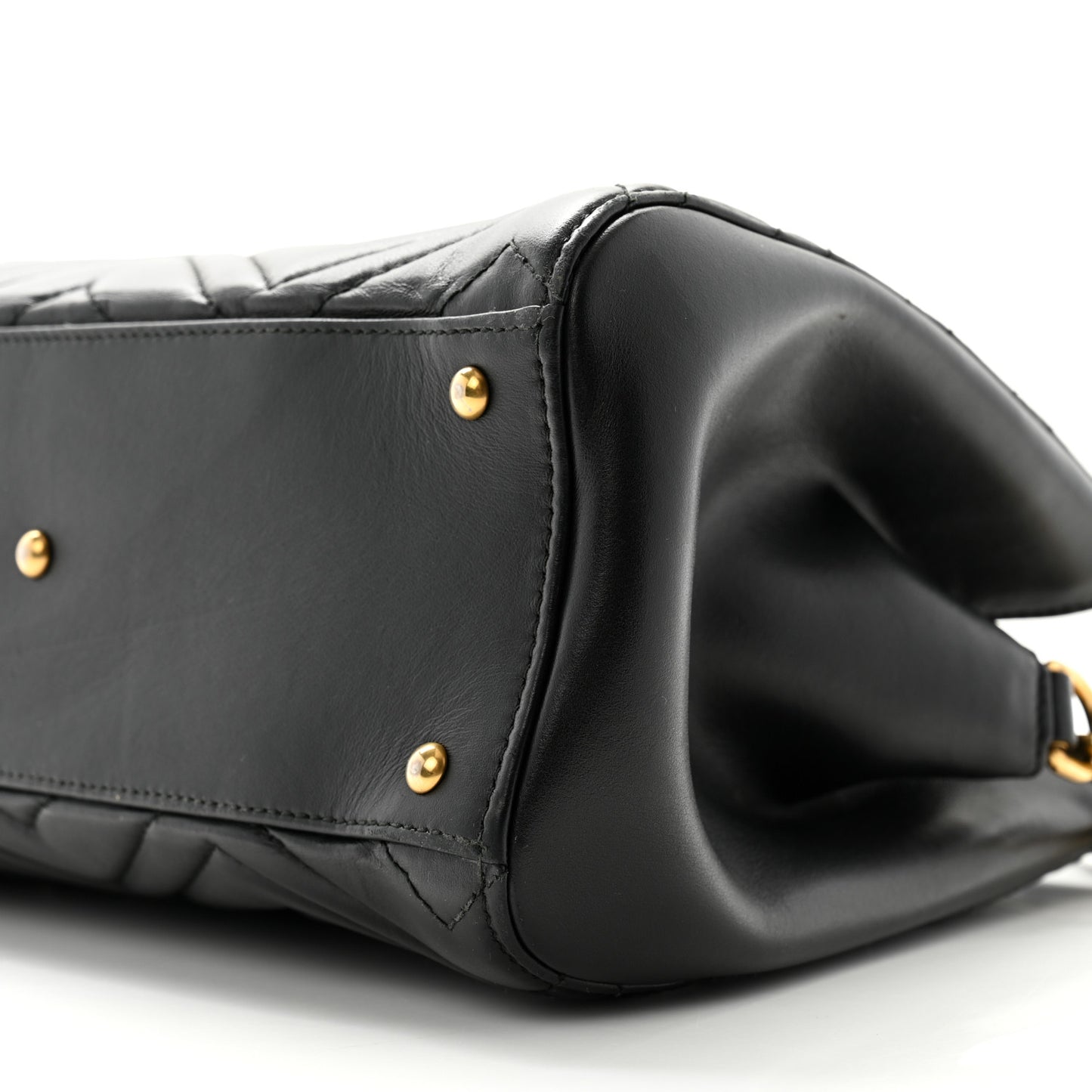 Calfskin Matelasse Small GG Marmont Tote Black