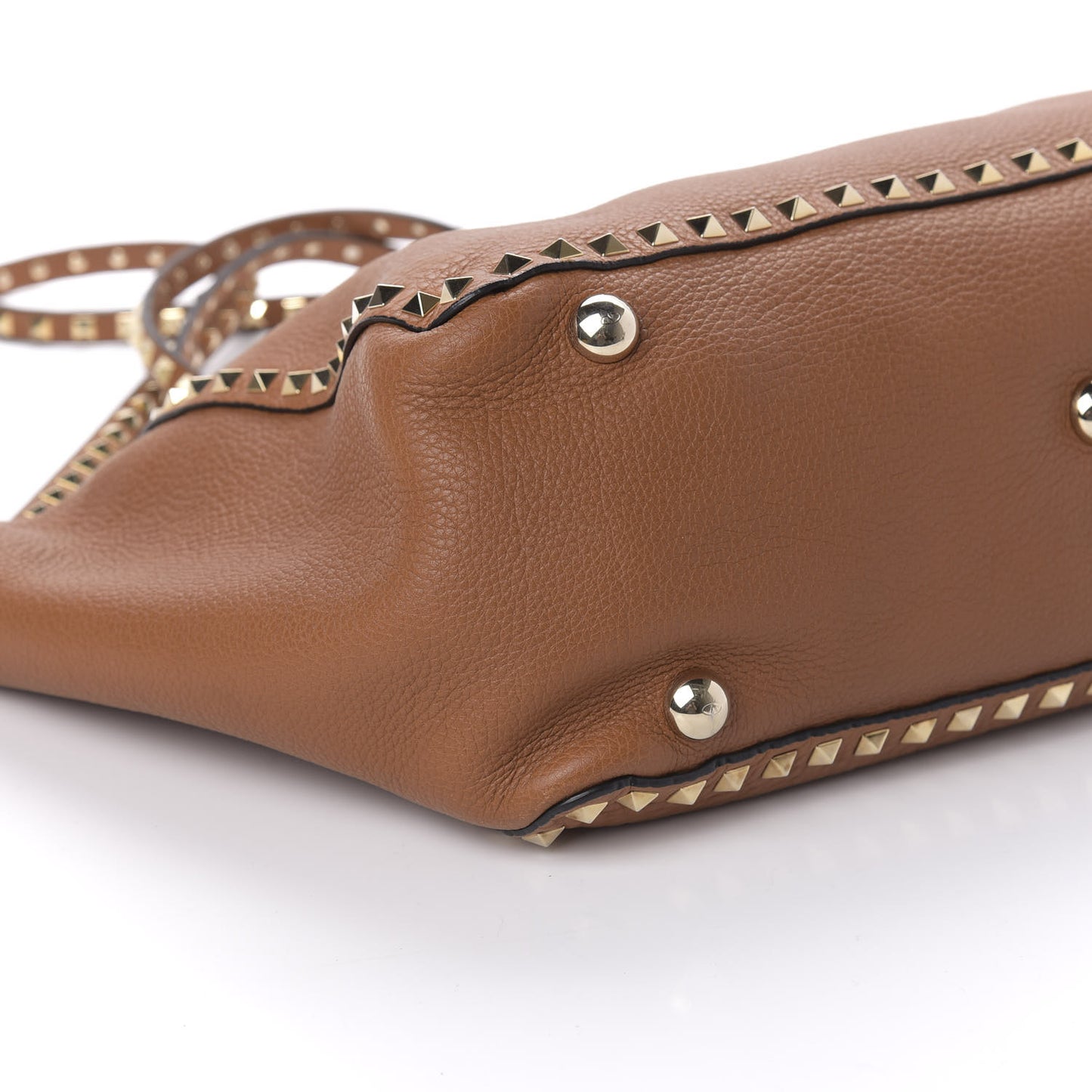 Pebbled Calfskin Medium Rockstud Tote Light Cuir