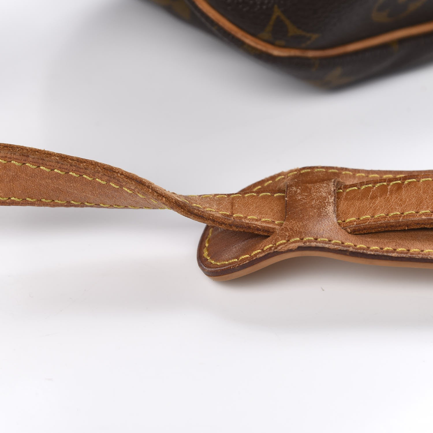 Louis Vuitton Monogram Saumur 30 8 of 25