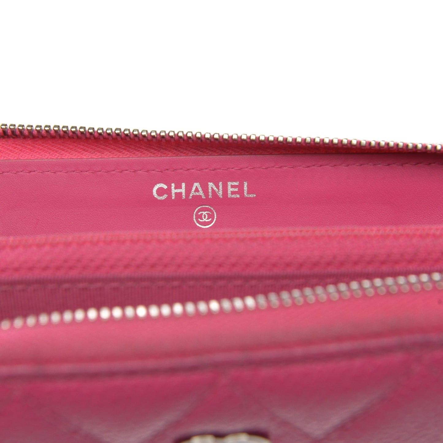 Caviar Quilted Small Zip Around Wallet Pink