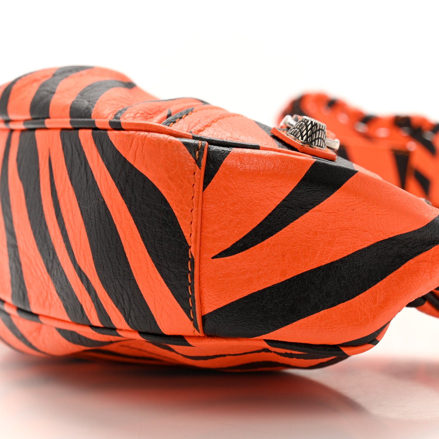 Agneau Arena Le Cagole Shoulder Bag XS Orange Black