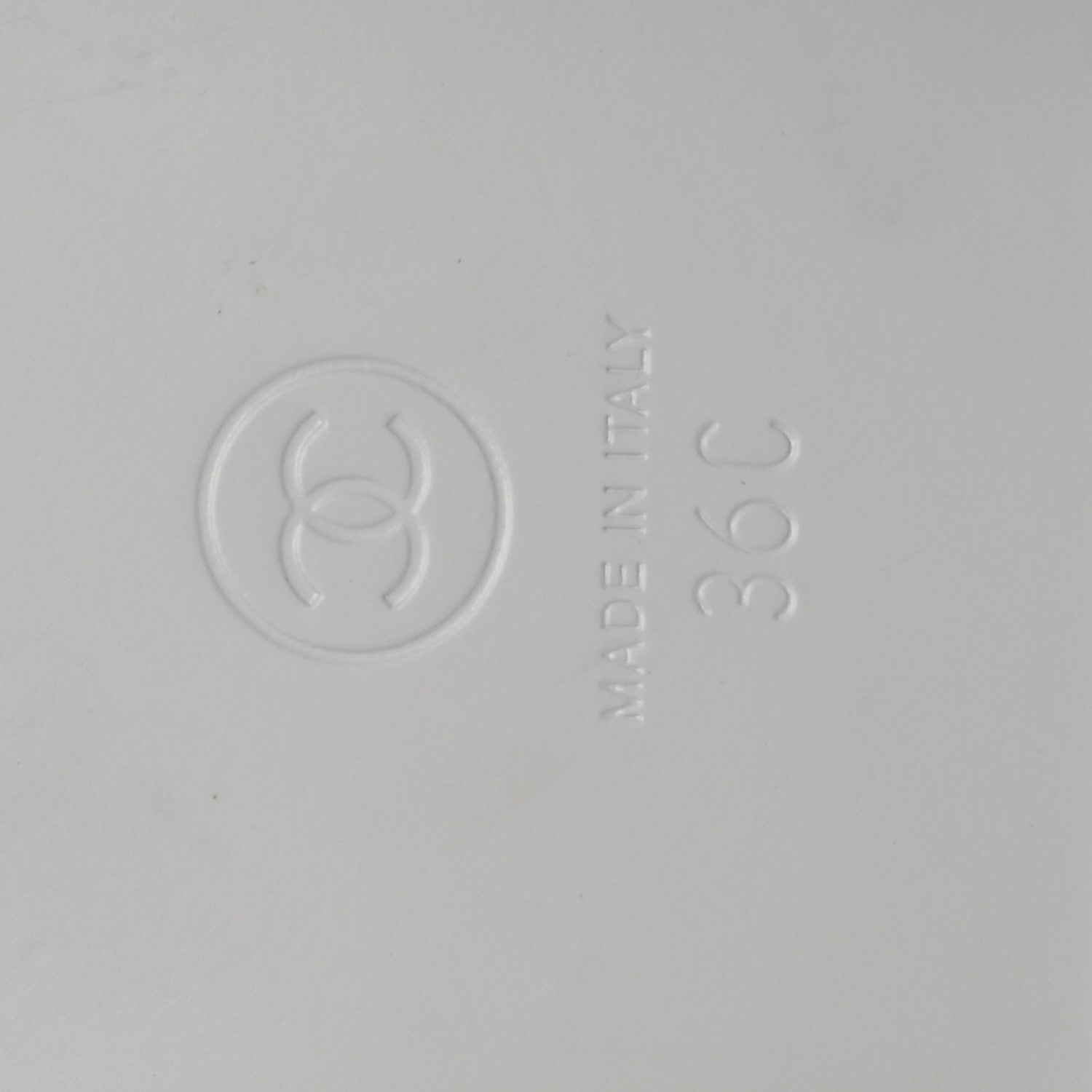 Chanel Lambskin CC Thong Sandals 36 White 7 of 10