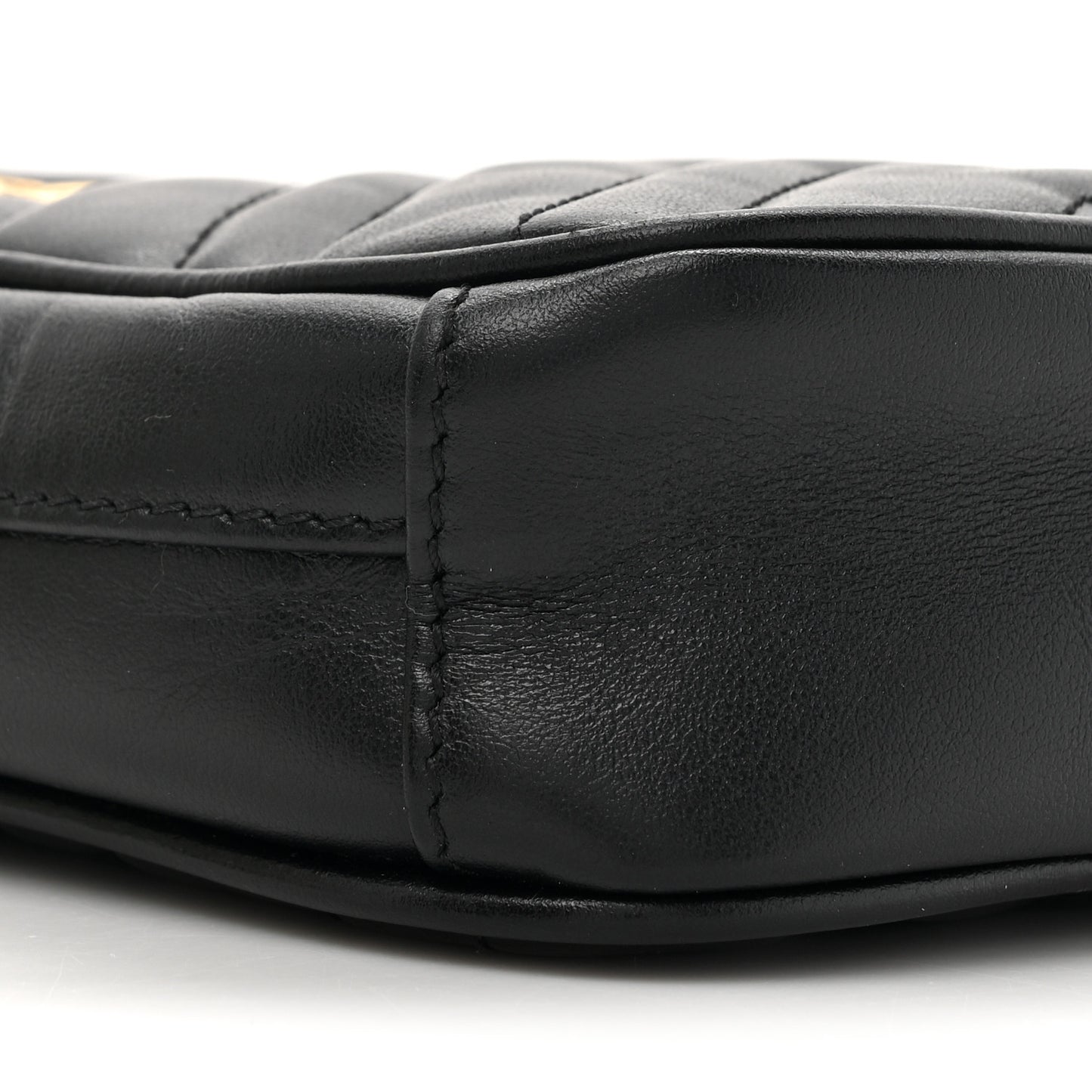 Calfskin Matelasse Mini GG Marmont Crossbody Bag Black