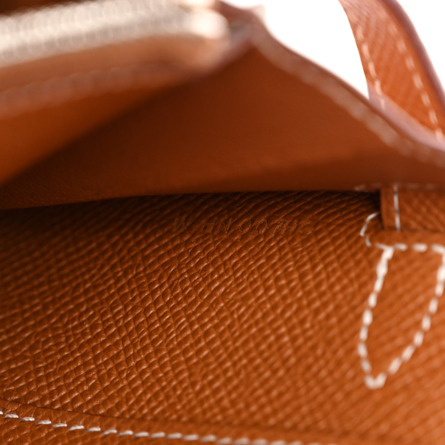 Epsom Kelly Wallet To Go Gold