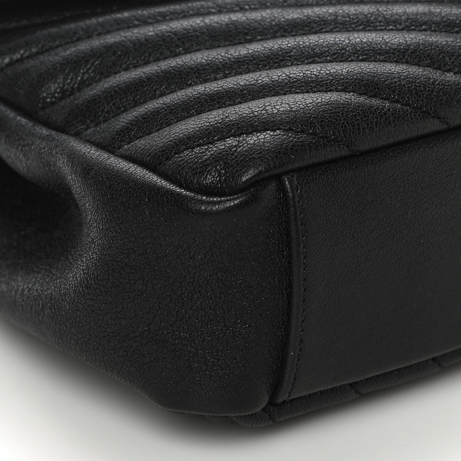 Saint Laurent Sheepskin Matelasse Chevron Monogram Medium College Bag Black 9 of 10