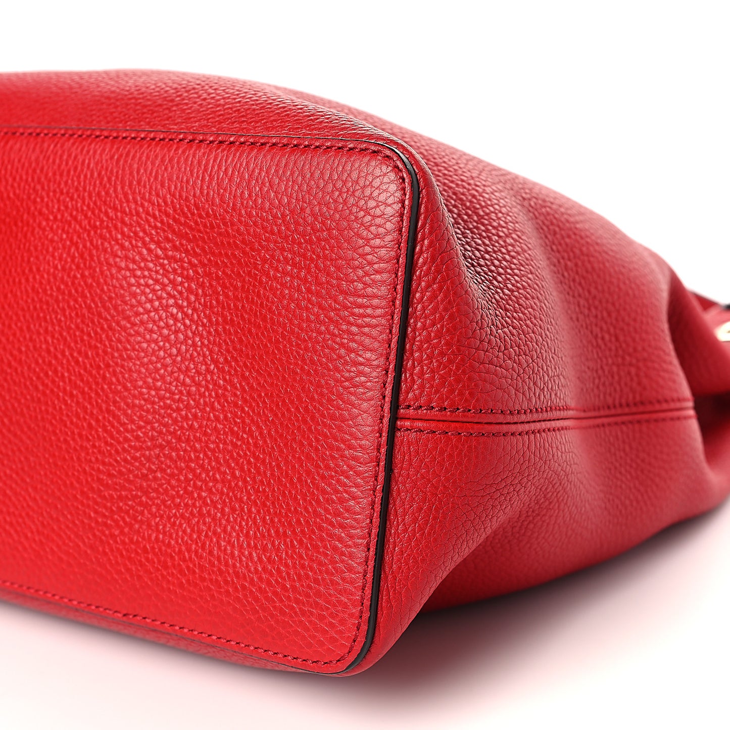 Pebbled Calfskin Large Soho Hobo Tabasco Red