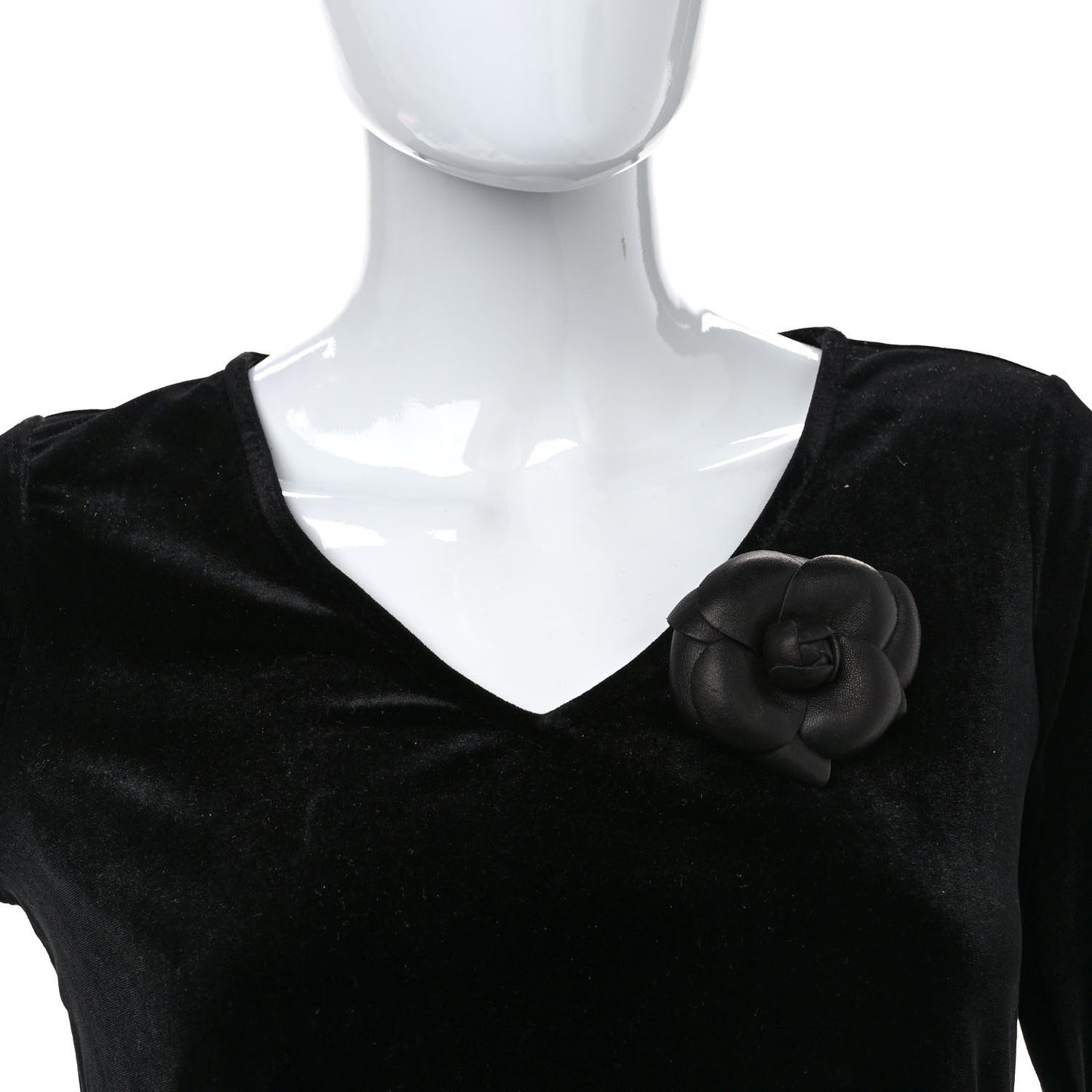 Lambskin Camellia Brooch Black