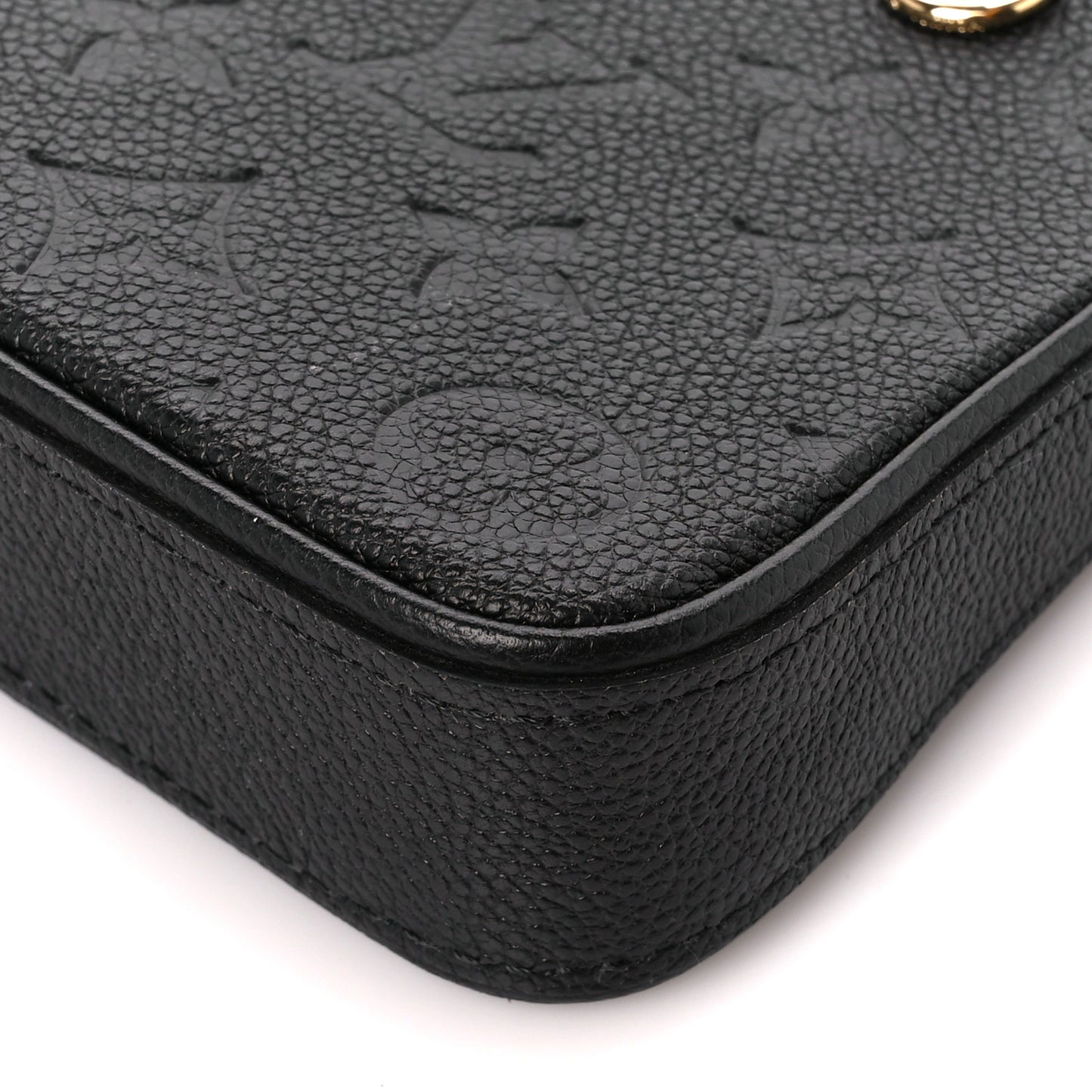 Empreinte Easy Pouch On Strap Black
