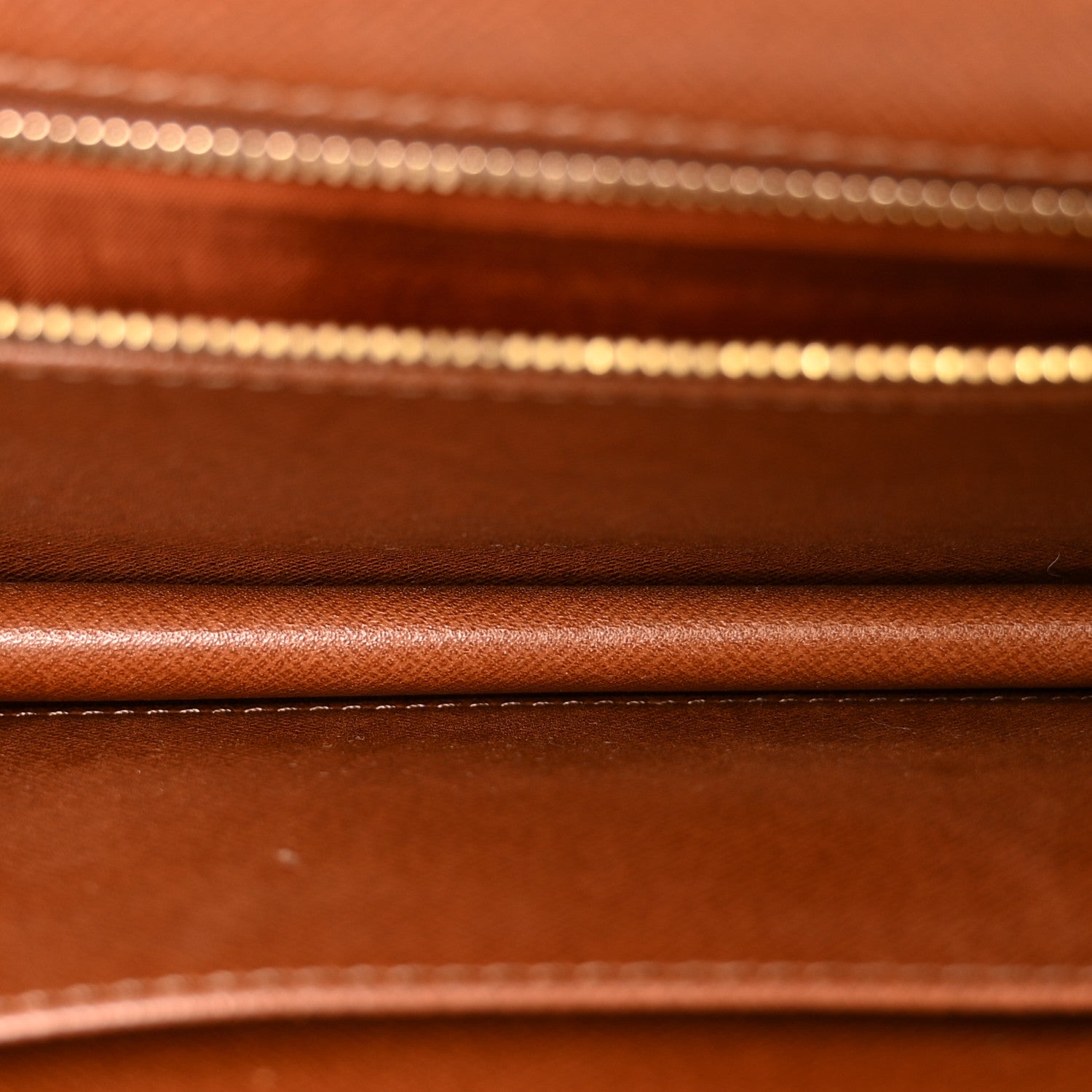 Louis Vuitton Monogram Pochette Dame 29 5 of 11