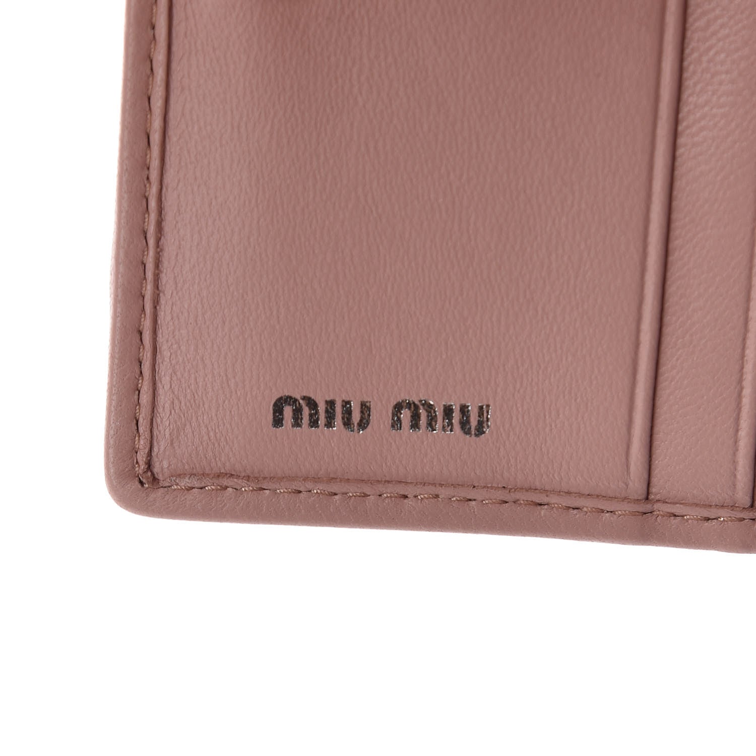 Miu Miu Nappa Matelasse Crystal Pearl Logo Compact Wallet Orchidea 6 of 8