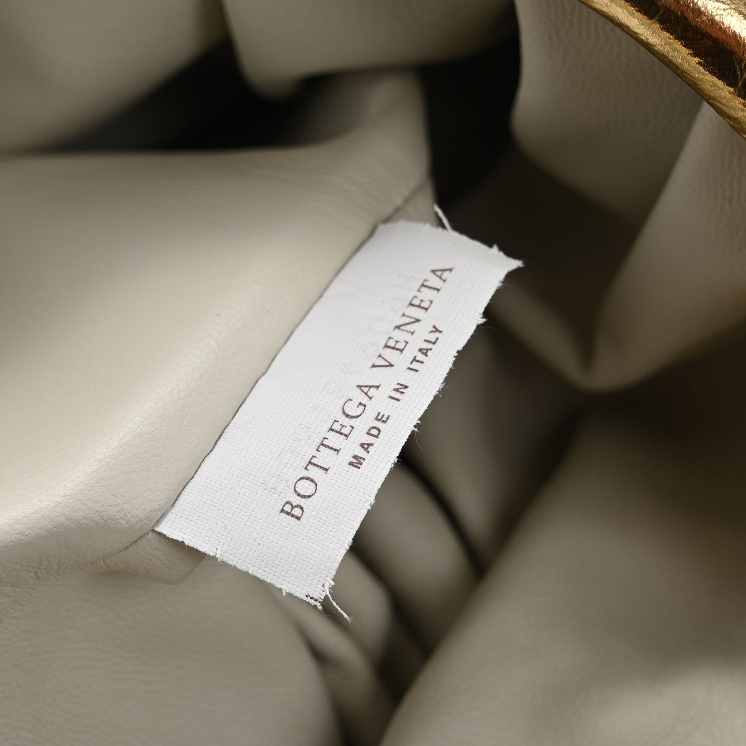 Bottega Veneta Metallic Crinkled Lambskin The Pouch Oversized Clutch Oro 7 of 11