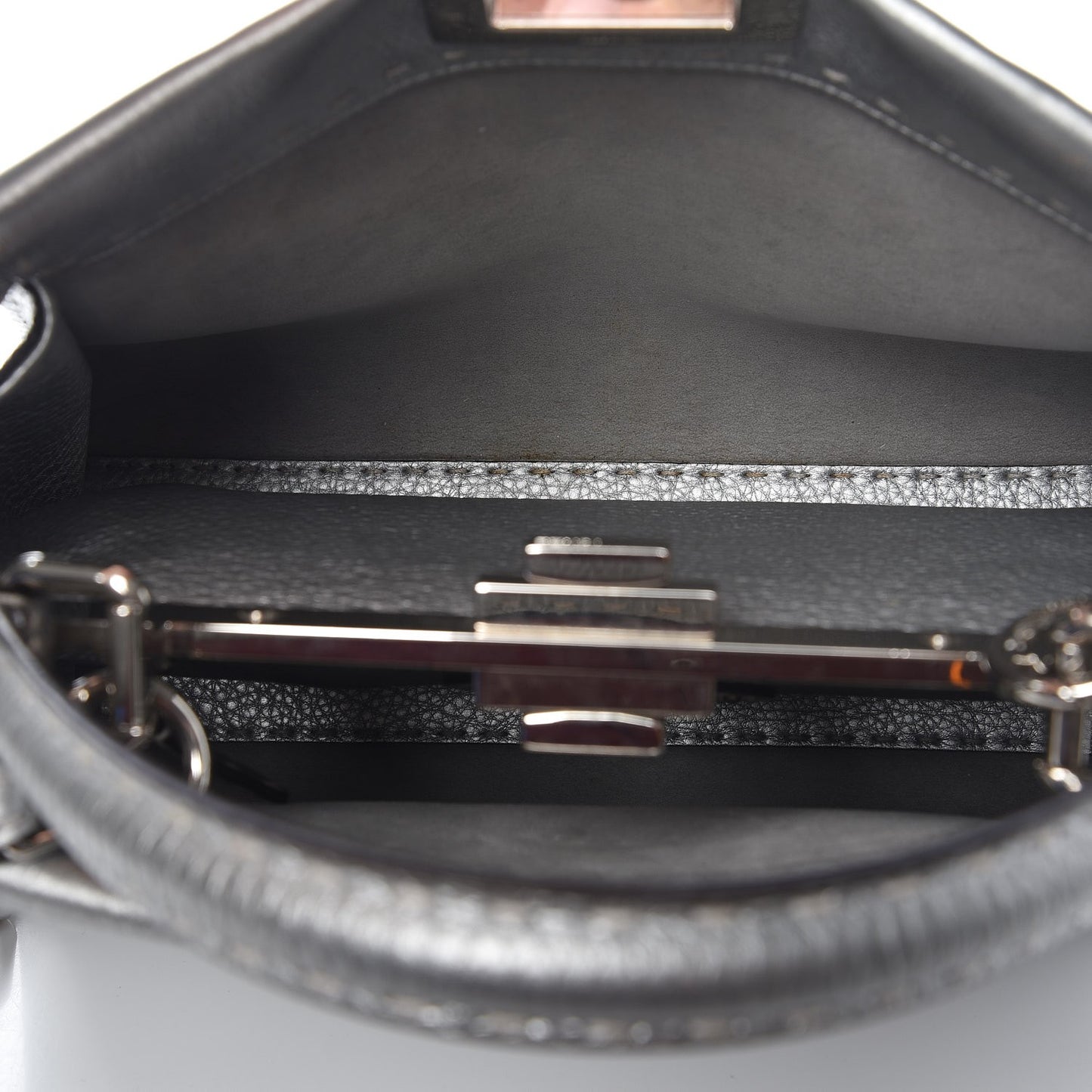 Cuoio Romano Lux Selleria Medium Peekaboo Iconic Satchel Argento