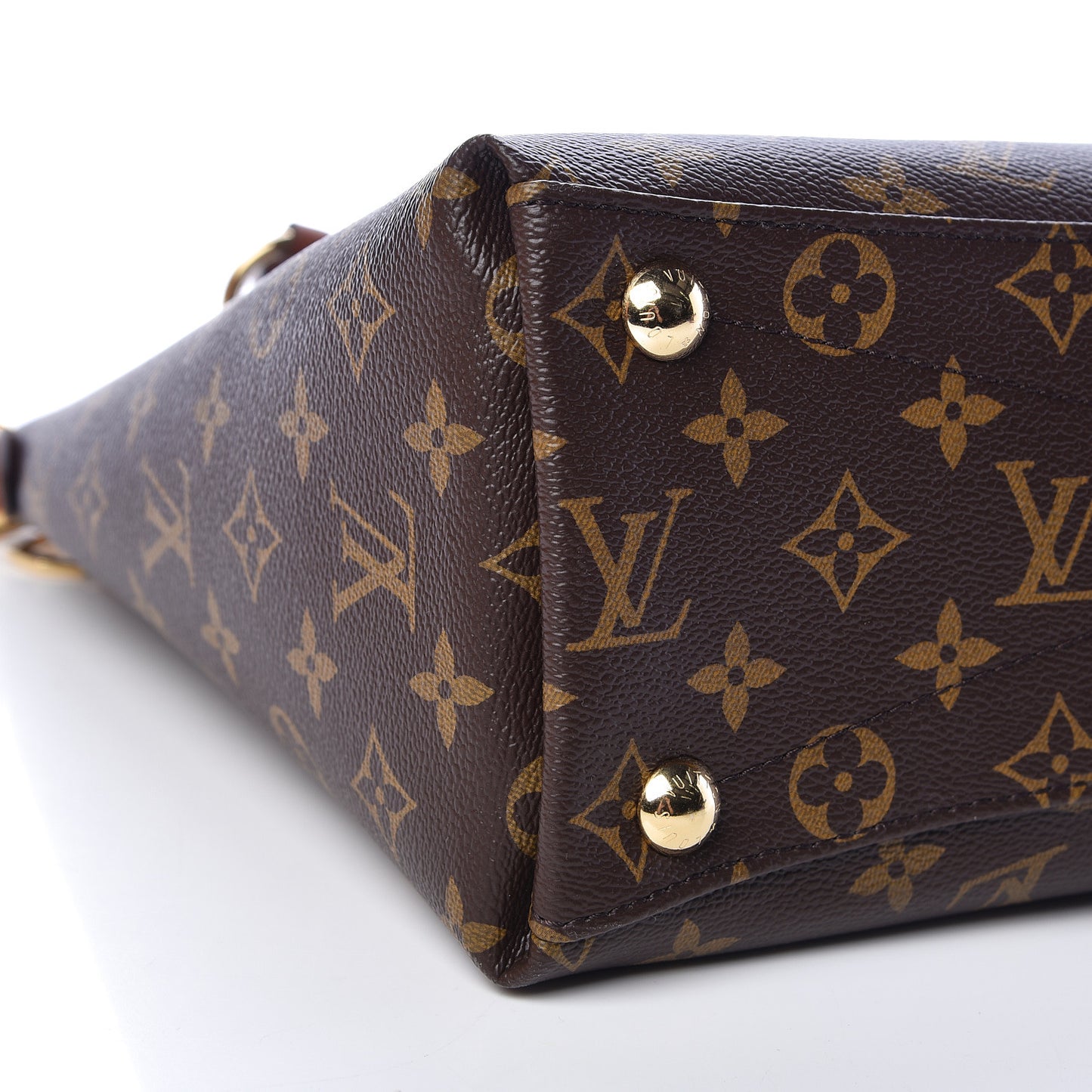 Monogram V Tote MM Black