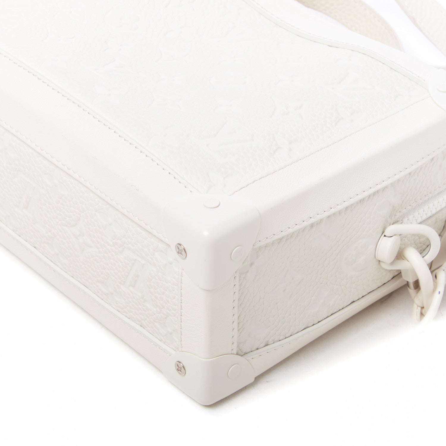 Louis Vuitton Taurillon Monogram Solar Ray Soft Trunk Powder White 4 of 9