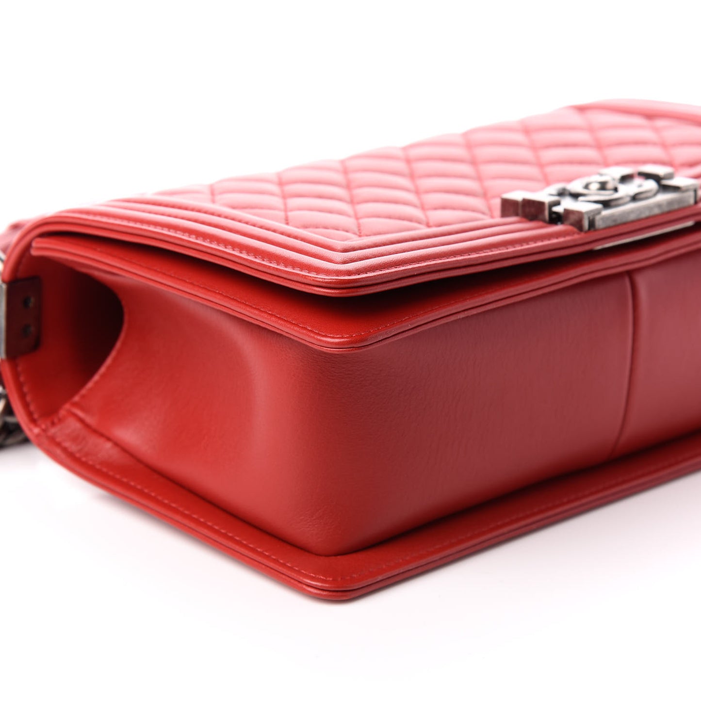 Calfskin Quilted Medium Boy Flap Red