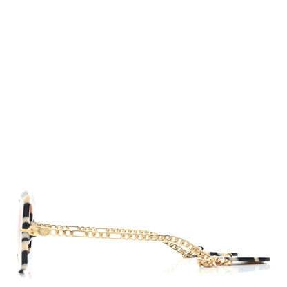 Gucci Acetate Zebra GG0722S Detachable Charm Oversized Frame Round Sunglasses Black White 4 of 7