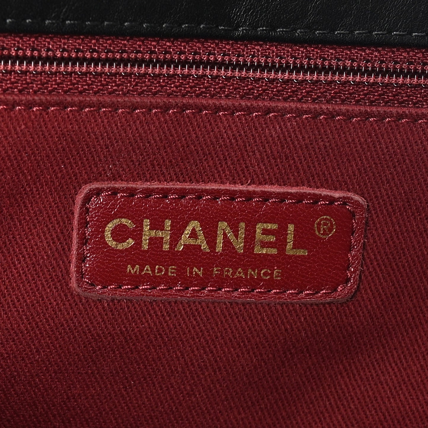 Aged Calfskin Quilted Large Pondichery Flap Black