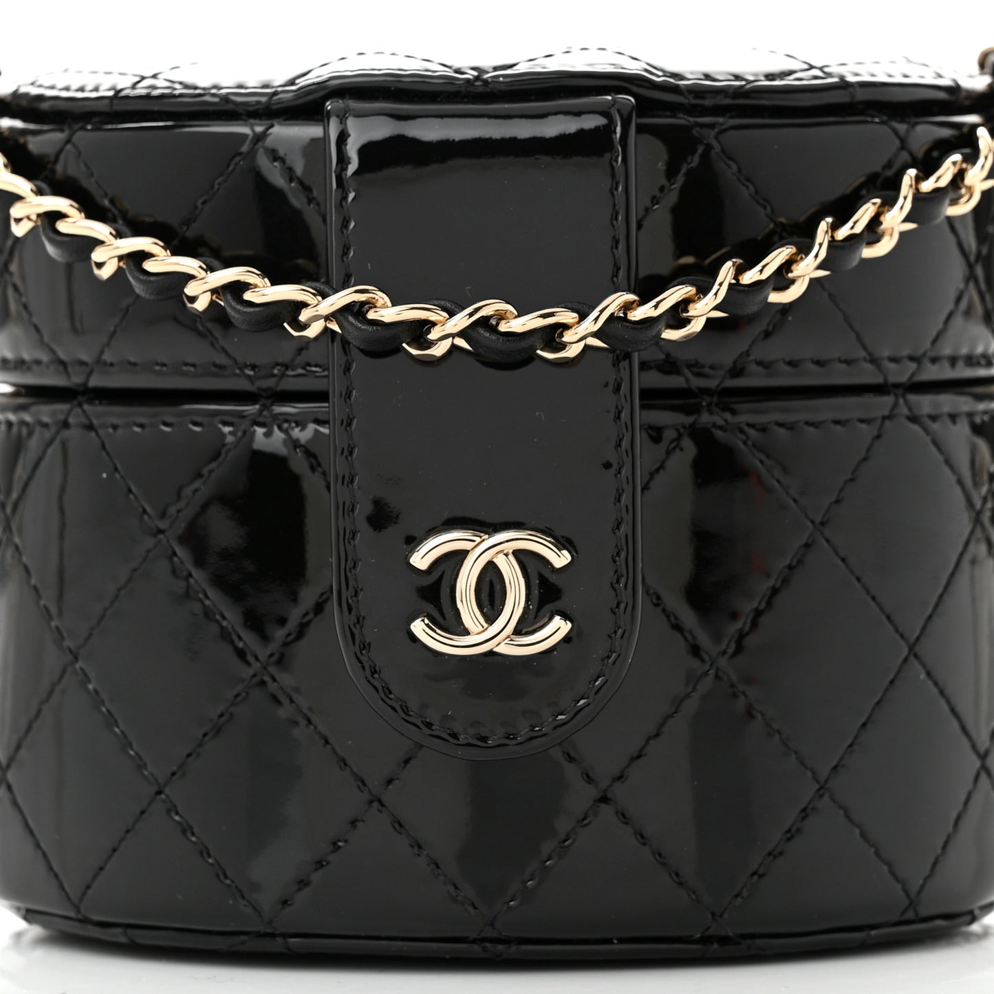 Patent Quilted Round Small Vanity With Chain Black