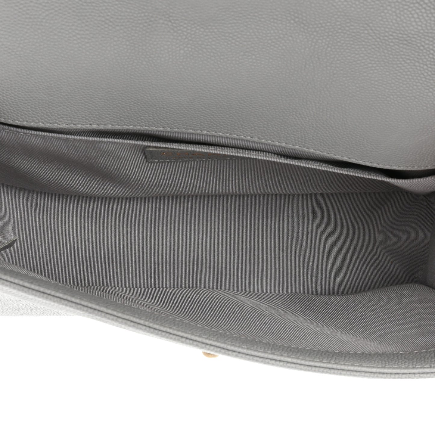 Caviar Quilted Medium Boy Flap Light Grey