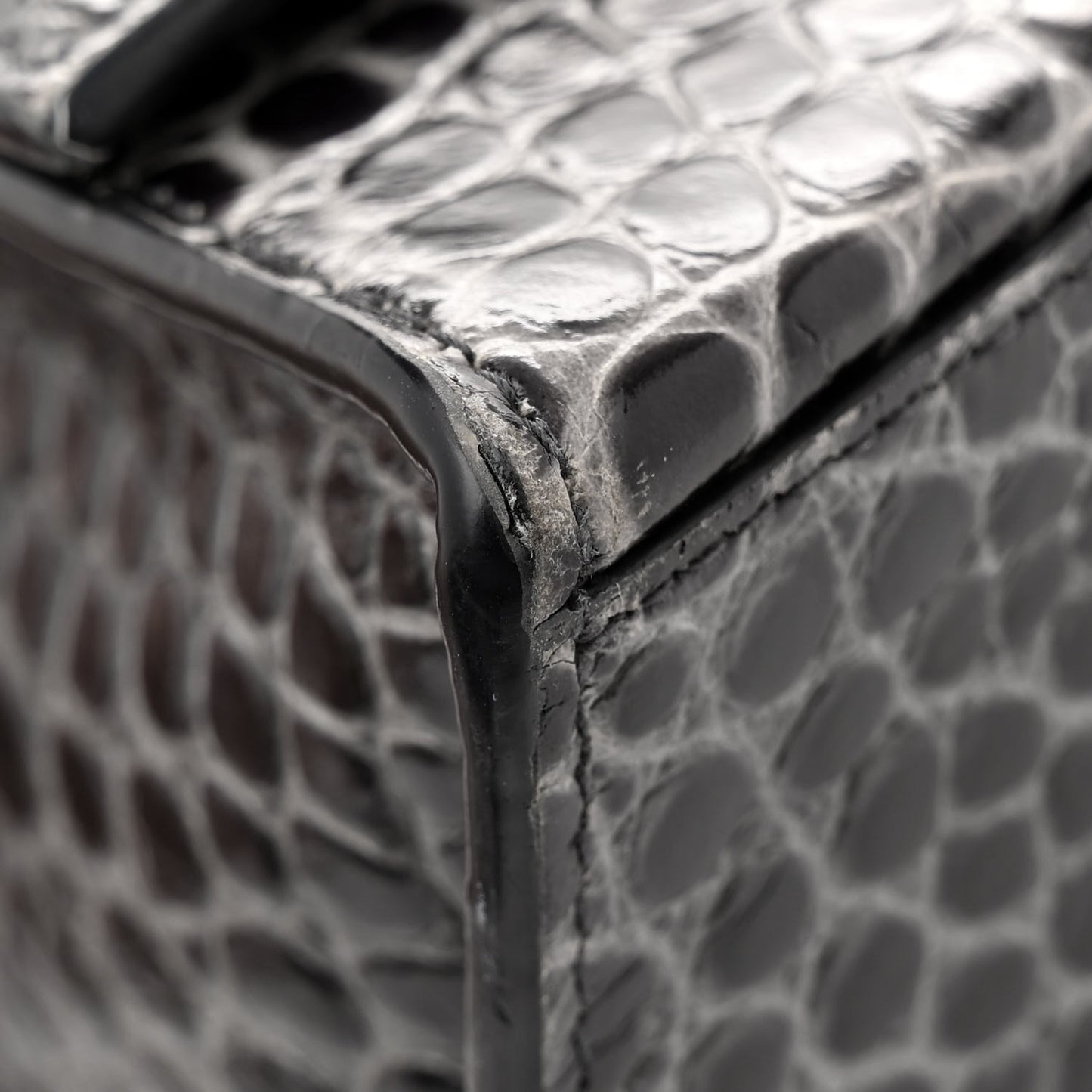 Shiny Calfskin Crocodile Embossed Medium Hourglass Top Handle Bag Dark Grey