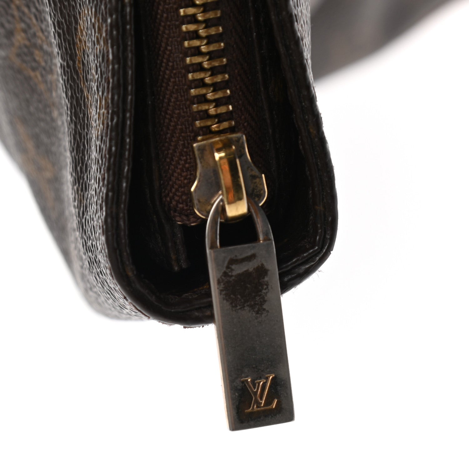 Louis Vuitton Monogram Cabas Mezzo 9 of 10