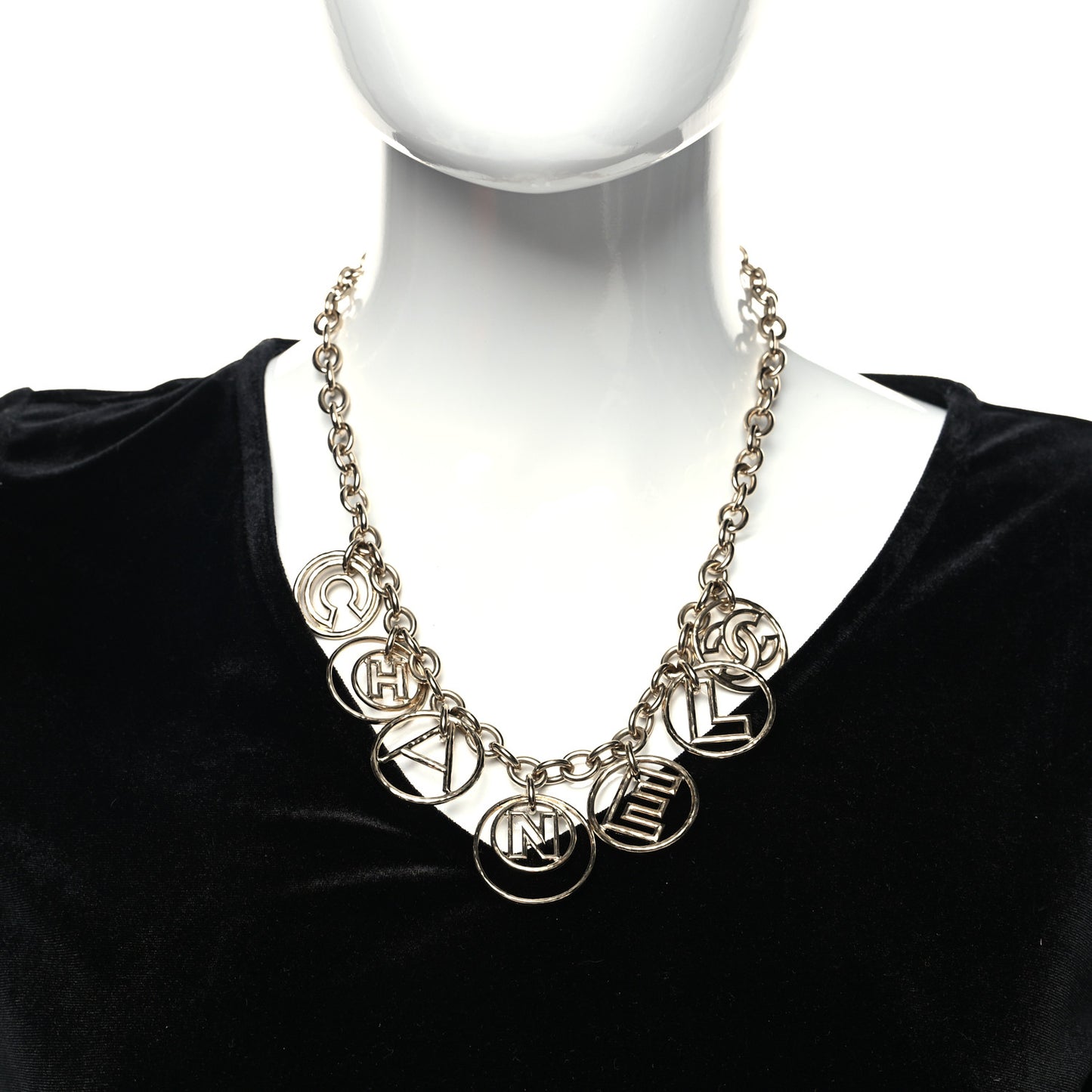 Metal CC Round Choker Necklace Gold