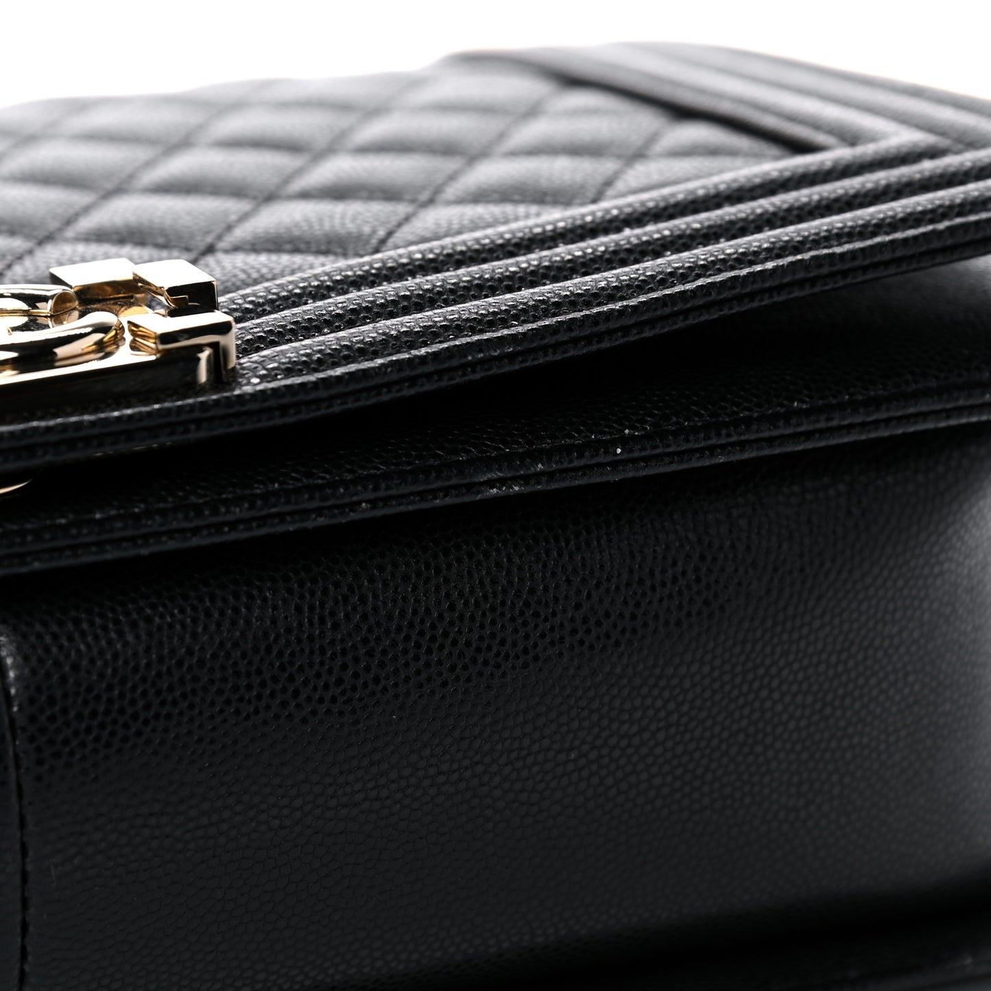 Caviar Quilted New Medium Boy Flap Black