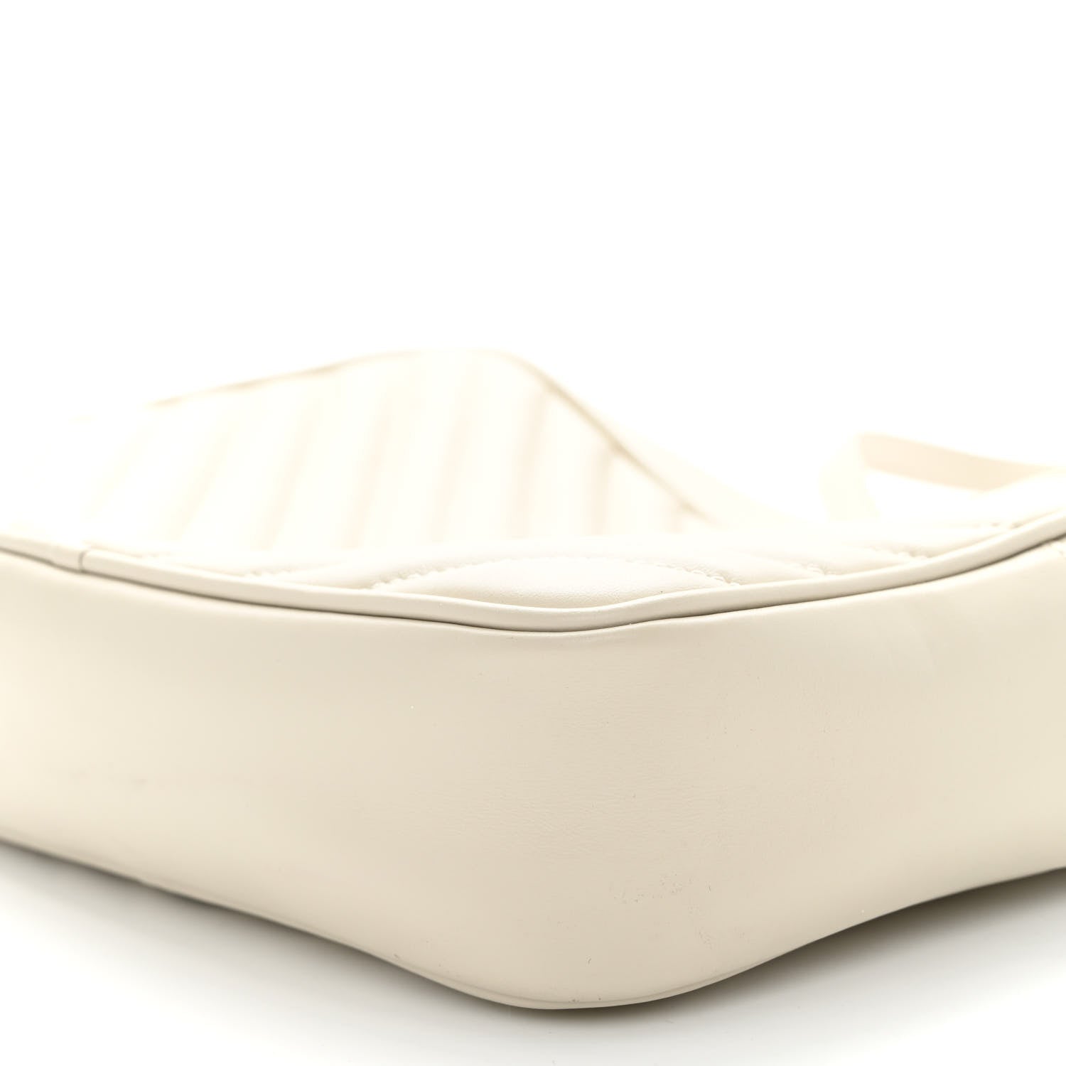 Saint Laurent Calfskin Matelasse Monogram Lou Camera Bag Blanc Vintage 9 of 9